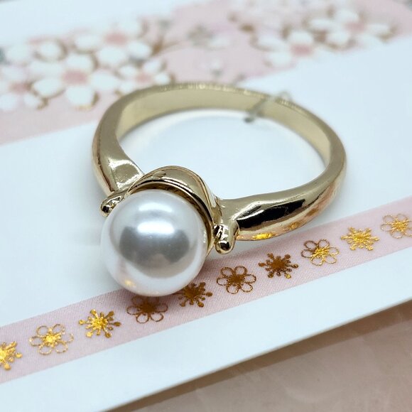 Torrid Classic Gold-Tone Ring with Faux Pearl Accent (Size 8) - Picture 1 of 3